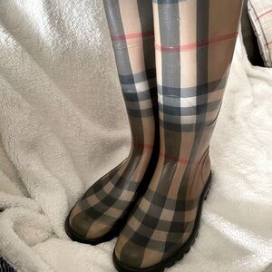 Vintage Burberry Rubber Rain Boots